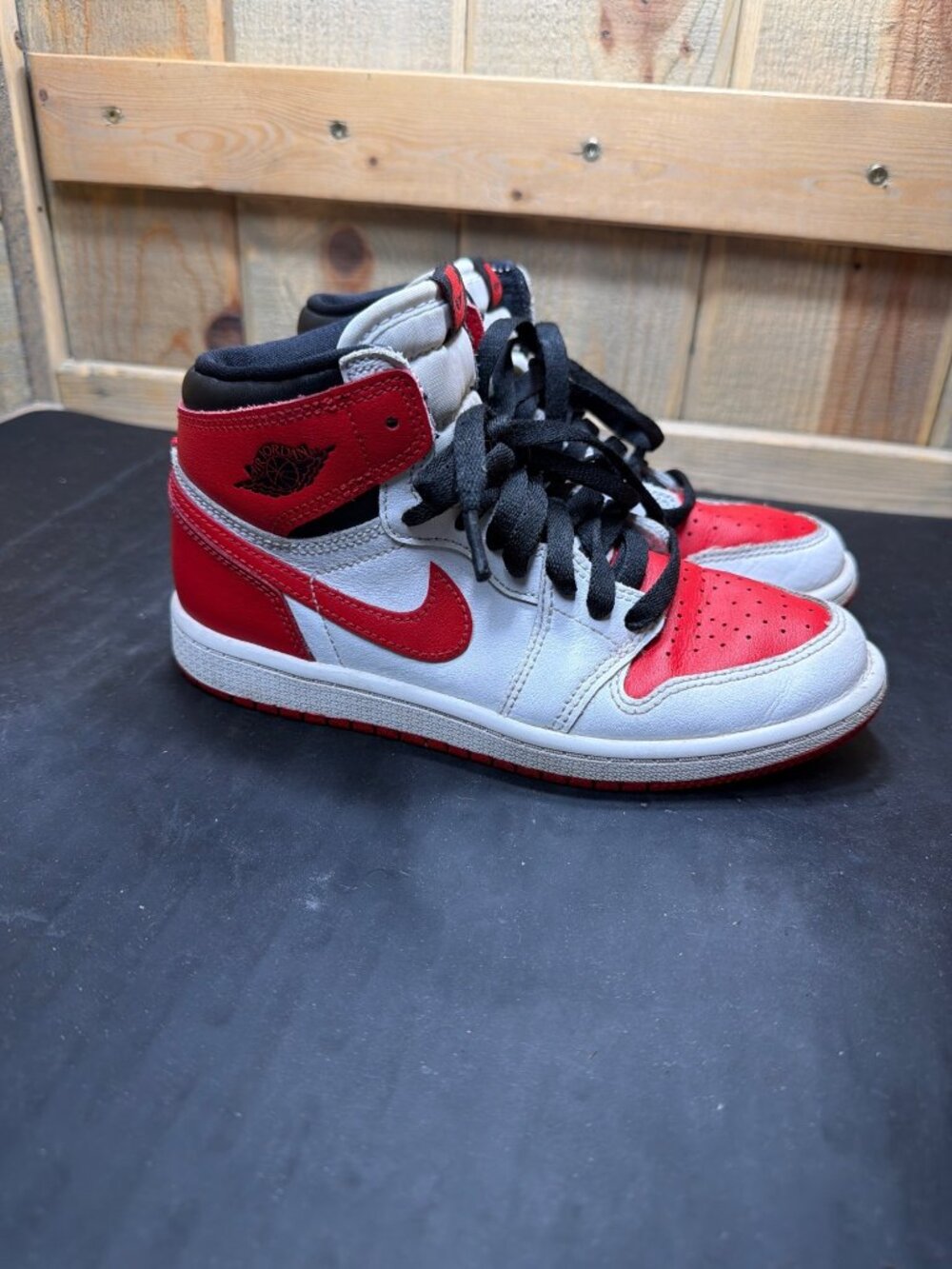Nike Air Jordan 1 Retro High OG PS Heritage Youth Size 2Y Red White AQ2664-161